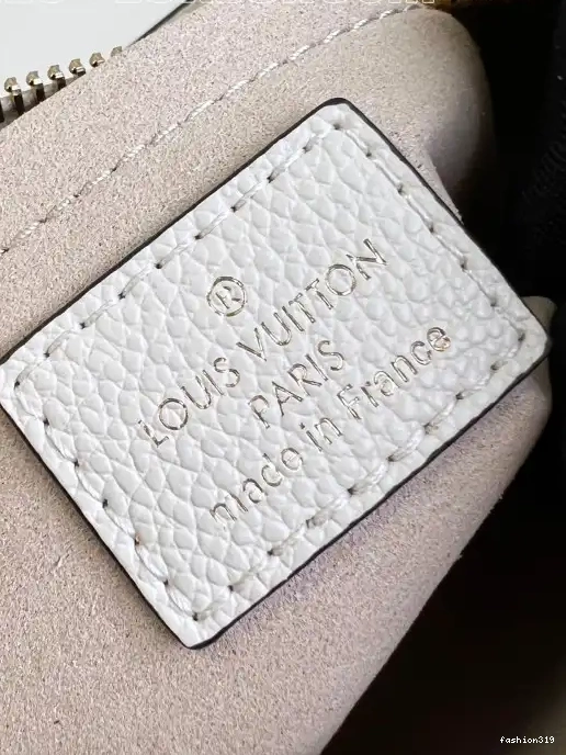 LOUIS VUITTON Marellini 0327